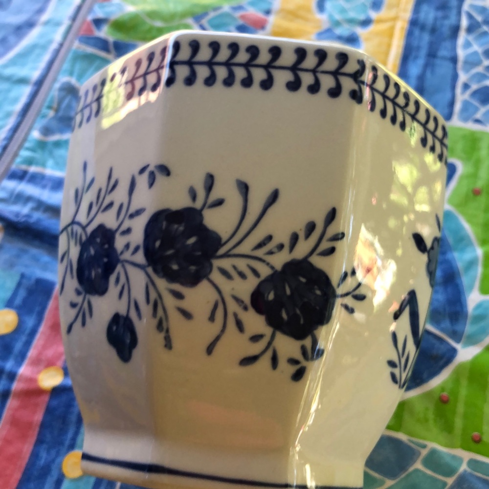 Apropos Octagon Planter